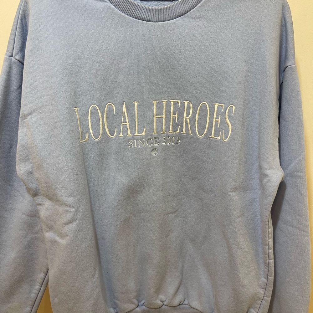 Local hero’s light blue crewneck Size small